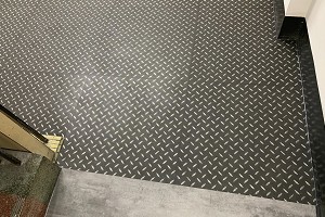 仿清水模紋理的台中無縫PVC地板特寫